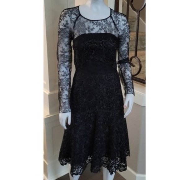 Nina Ricci Black Lace Dress 🖤 - Picture 4 of 13